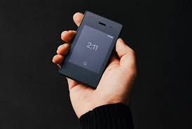 The Advantages Of A Smart Phone That Can Never Have Instagram