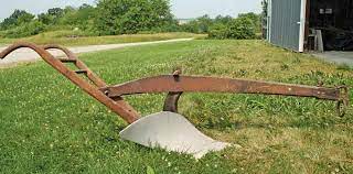 Horse drawn antique plow identification. Https Www Farmcollector Com Equipment Preserving The Walking Plow