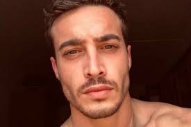 La prima foto di coppia risale proprio a poche ore fa! Chi E Antonino Spinalbese Fidanzato Di Belen Rodriguez