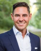 Senator Jacob R. Oliveira