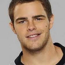 Juan pedro lanzani, also known as peter lanzani, is an argentine actor of cinema, theater and television, a former child model, and a singer. Peter Lanzani Martina Stoessel Wiki Fandom