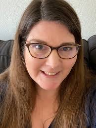 Lisa Jass's Instagram, Twitter & Facebook