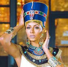 The Making Of A Queen Nefertiti Costume Egyptian Beauty Egyptian Costume