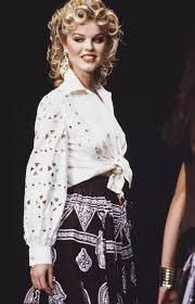 Maybe you would like to learn more about one of these? Supermodel Eva Herzigova S Birthday Eva Herzigova Best Runway Moments