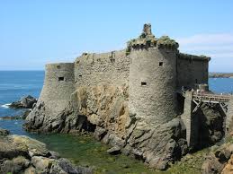 13 gîtes, locations, résidences de vacances, appartements et campings à l'île d'yeu et ses environs. Vieux Chateau De L Ile D Yeu Wikipedia