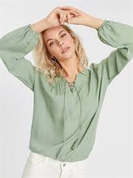 Yesil Yaka Detayli Viskon Bluz Lc Waikiki Bluz Kadin Yesil