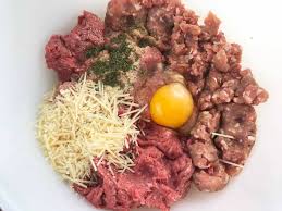 Ground venison is a healthy, delicious alternative to ground beef that can be used in a huge variety because venison is so much leaner than ground beef, care must be taken to keep it from drying out. How To Make Meatballs And Homemade Marinara Sauce Keto Recipe