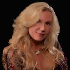 Roxanne Rhodes (@roxannerhodesphotography) • Instagram photos and videos