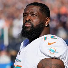 Dolphins' Terron Armstead out vs. Chargers; Kendall Lamm in