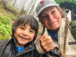 Day 19: 6.2 miles “pouring rain” Total miles: 167.5 We wake up to rain. In  the night it rained. Everything is wet and it's difficult to justify  getting up. Even the kids