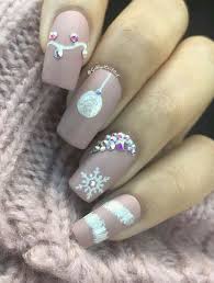 50 Beautiful Stylish And Trendy Nail Art Designs For Christmas Christmas Nail Art Designs Trendy Nail Art Designs Glitter Nail Art