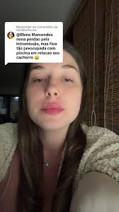 Supervisionando a Piscina do Bisnaga com Cuidado e Carinho