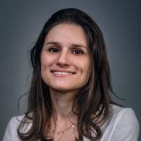 Alice Groth's Instagram, Twitter & Facebook