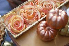 Pin By Karen Clifford On Patisserie Gourmandises Apple Roses Apple Tart Apple Rose Tart