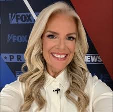 Cindy Mcatee's Instagram, Twitter & Facebook