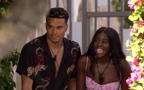 Toby and tyler should know the grass isn't always greener toby tells abi that he's interested in. Love Island S Toby Aromolaran And Kaz Kamwi Hit It Off On First Official Date