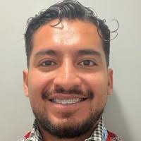 50+ perfiles de «Alan Tenorio»