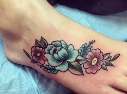 Women generally wear sandals, heels, etc. 50 Elegant Foot Tattoo Designs For Women For Creative Juice