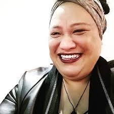 Shelly Seay's Instagram, Twitter & Facebook