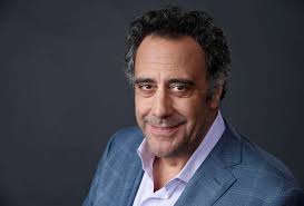 He responded to ray and frank's calls to the company about losing their cable in a lightning storm. Everybody Loves Raymond Star Brad Garrett Cracks Up Mgm National Harbor Wtop
