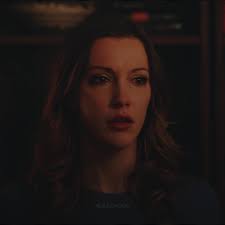 Oliver Reveals His Secret Arrow to Laurel