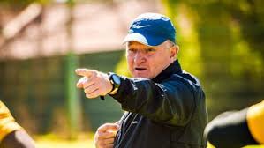 Dolly has been linked with a shock move to chiefs since january, with. Transfer Rumours Kaizer Chiefs Coach Hunt Has A List Of Unwanted Players Aht Sports