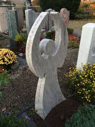 Den Himmel Beruhren Grabstein Monument Steine