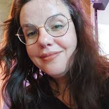 Suzanne Dankers's Instagram, Twitter & Facebook