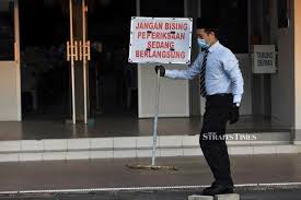 Johan kalam jamaie peringkat kebangsaan 2015 johan bicara berirama sekolah menengah peringkat kebangsaan 2018 (gewira smkakk sabah) kalam jama'ei smka wataniah besut 2015. Close To Half A Million Candidates Sit For New Normal Spm Today Nsttv