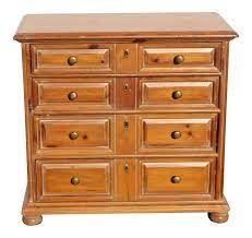 Henredon Furniture Pine Chest Of 4 Drawers Chairish Henredon Furniture Unique Furniture Pieces Henredon