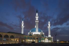 Car owners have parking lots. Bandar Dato Onn Mosque Expatgo