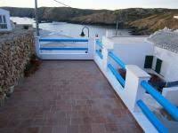 Tipo de vivienda adosado apartamento ático casa casa de campo chalet unifamiliar duplex edificio finca local loft obra nueva piso planta baja terreno villa. Casa Tipica De Pescador En La Cala De Es Murtar Con Espectaculares Vistas Al Mar En Alquiler Para Todo El Ano En Menorca Casas En Venta Menorca Isla De Menorca