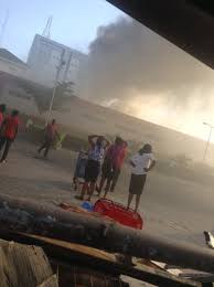 I remembered when the one at lekki phase one was gutted by fire some years back. Ebeano Supermarket In Lekki Phase 1 On Fire Emergency Workers Needed Photos Newswirengr