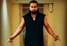 Honey singh's wife shalini talwar has filed a case of domestic violence against him at tis hazari court in delhi under 'protection of women from domestic violence act'. Honey Singh S Wife Files Domestic Violence Case Seeks Rs 10 Crore Compensation