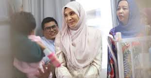 Letak jawatan serta merta di kelantan, kata wan azizah. Nukilan Nurul Izzah Letak Jawatan Naib Presiden Pkr