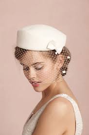 Ver más ideas sobre casquetes, tocados, sombreros y tocados. Peinados Y Tocados De Novia Tu Eleccion Mas Especial Innovias