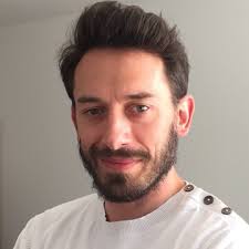 Trouvez un freelance Graphisme disponible sur Malt