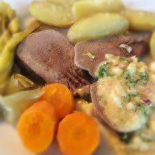 Recette Langue De Veau Et Ses Legumes Magazine Omnicuiseur Recette Plat Recettes De Cuisine Recette