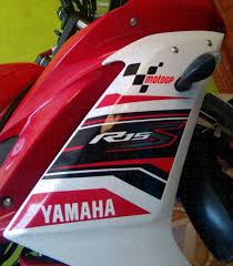 101 modifikasi motor cb 150 r striping modifikasi motor honda cb via modifikasimotorcb100.blogspot.com. Yamaha R15 Stickering Ideas