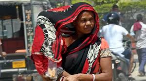 बिहार में गर्मी के 13 साल का रिकॉर्ड टूटा, अगले तीन दिन और मुश्किल, पटना  समेत कई जिलों में हीट वेव का अलर्ट - Record of 13 years of heat in Bihar