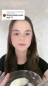 Video Da Mulher Comendo Acai