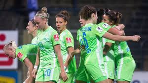 V., commonly known as vfl wolfsburg, is a german women's football club based in wolfsburg, lower saxony. Inklusive Fallruckzieher Wolfsburgs Frauen Fertigen Potsdam Ab Kicker