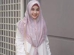 Check spelling or type a new query. 5 Potret Anisa Rahma Bergaya Dengan Gamis Syar I Cantiknya Tak Pudar Okezone Lifestyle