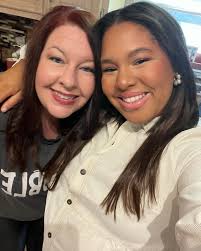 BROOK🎀 (@brooklynnelston_) • Instagram photos and videos