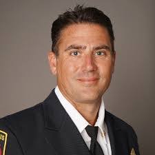 Adam Lear's Instagram, Twitter & Facebook