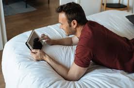 Waspada Keseringan Nonton Porno Berdampak Pada Kesehatan, Ini Deretan  Bahayanya! : Okezone Health
