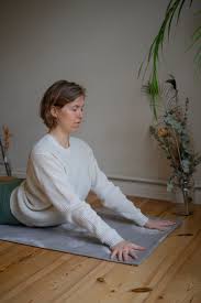 We may earn commission from links on thi. Yin Yoga Tutorial 30 Minuten Sequenz Fur Den Winter