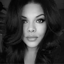 Eartha Carter's Instagram, Twitter & Facebook