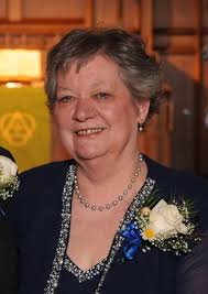 Kristy Singleton's Instagram, Twitter & Facebook