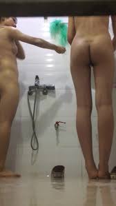 女生宿舍 双人沐浴 相互搓背 诱惑 瞬间